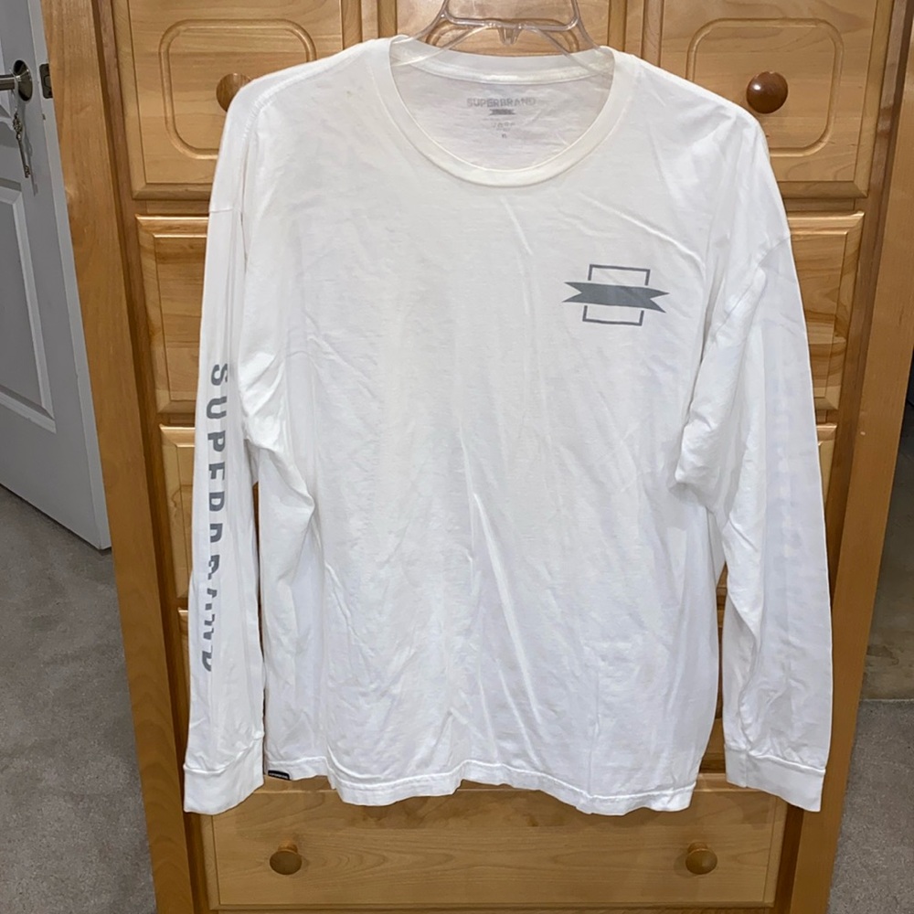 SUPERbrand Men’s Long Sleeve White Tee with Logo Down Each Arm Size XL